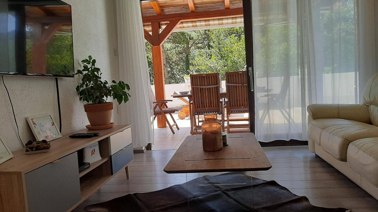 Vila Brig 108 - Private Swimming Pool And Jacuzzi Rijeka Eksteriør bilde