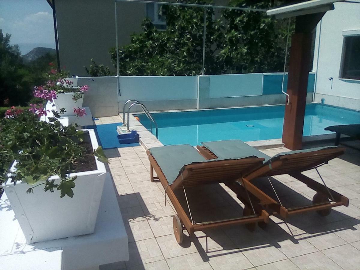 Vila Brig 108 - Private Swimming Pool And Jacuzzi Rijeka Eksteriør bilde